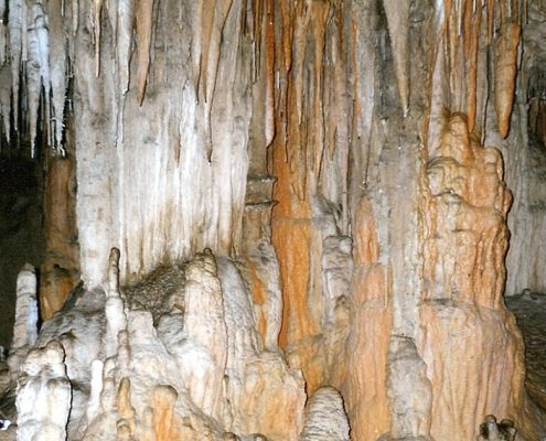 Die Khao Kob Höhle in Trang – Achtung, eng!