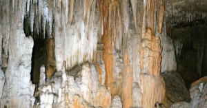 Die Khao Kob Höhle in Trang – Achtung, eng!