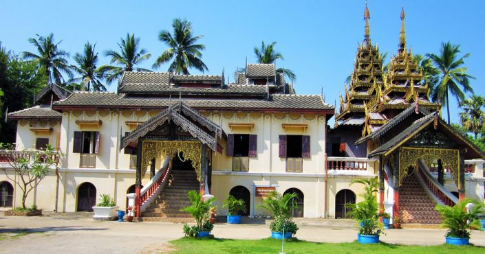 Der Wat Sri Chum Tempel in Lampang