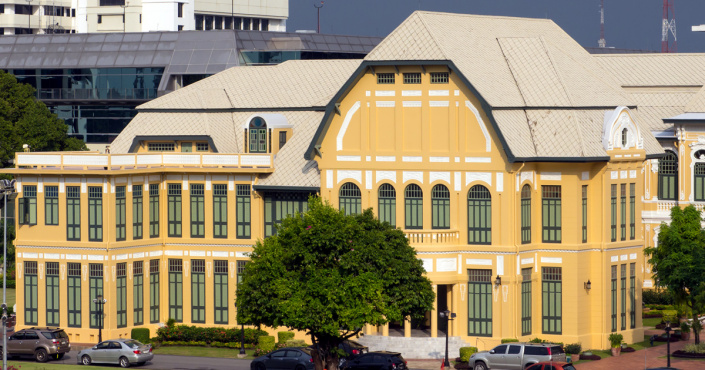 Bank of Thailand Museum im Bang Khun Phrom Palast Das Bank of Thailand Museum im Bang Khun Phrom Palast