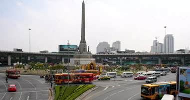 Victory Monument Das Siegesdenkmal in Bangkok