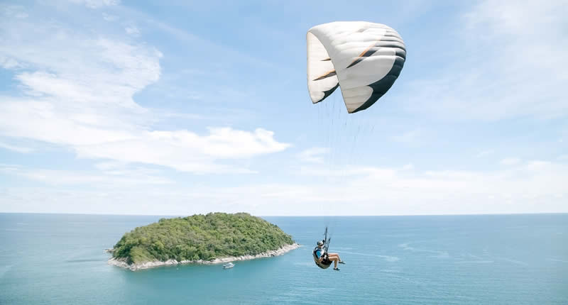 Paragliding