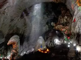 Höhle im Erawan-Nationalpark